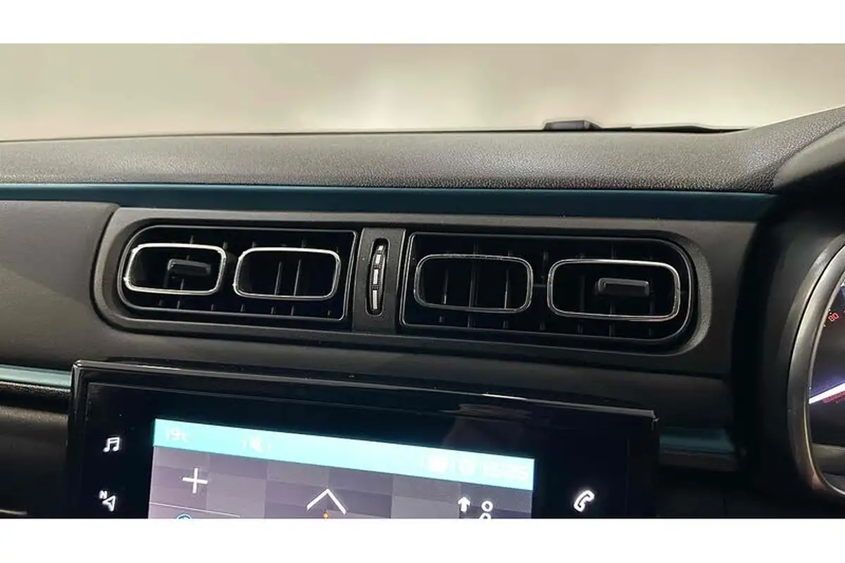 2021-citroen-c3-12-puretech-shine-plus-83ps-big-37