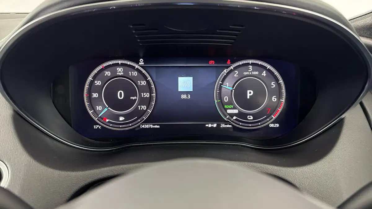 2021-jaguar-e-pace-15-p300e-r-dynamic-se-big-12