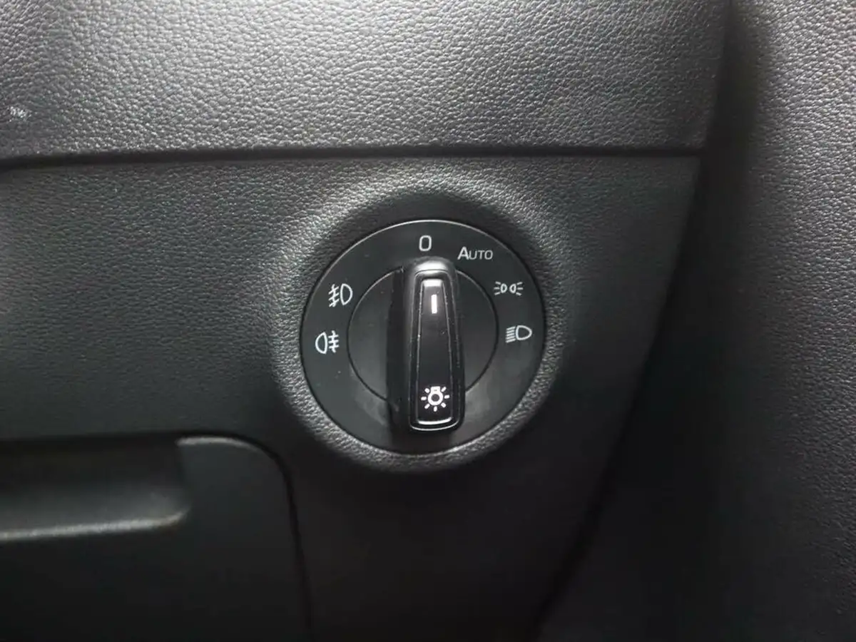 2020-skoda-karoq-15-tsi-se-dsg-big-33