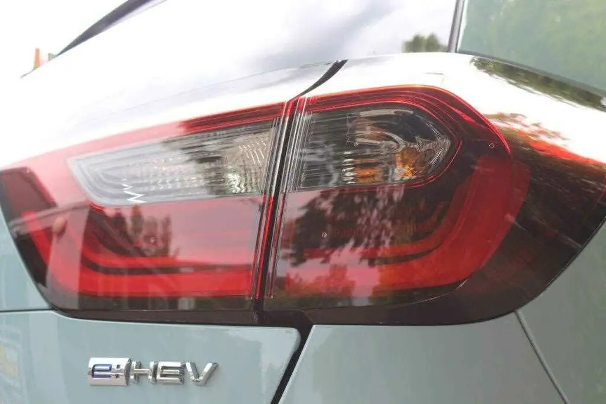 2020-honda-jazz-15-i-mmd-crosstar-ex-big-17