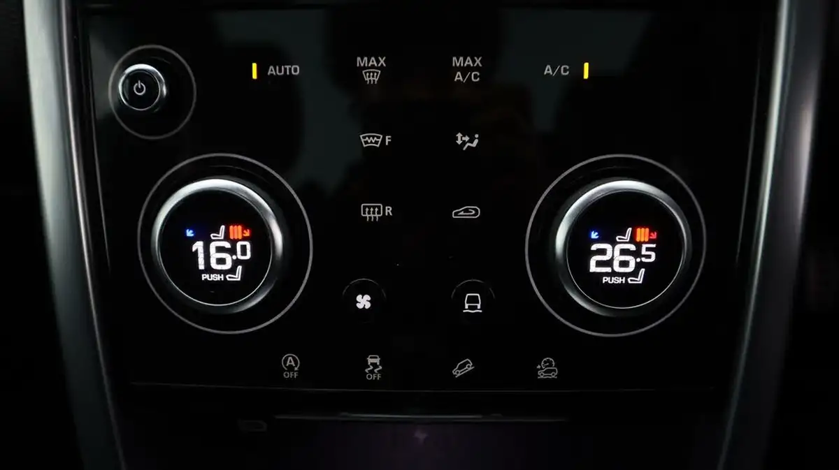 2022-land-rover-discovery-sport-20-d200-r-dynamic-se-big-12