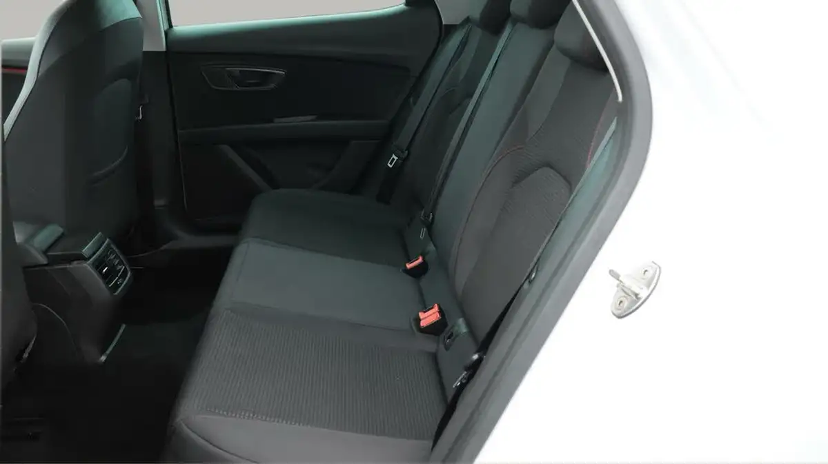 2020-seat-leon-15-tsi-evo-fr-130ps-hatchback-big-16