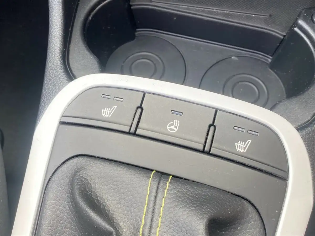 2018-kia-picanto-125-x-line-s-big-12