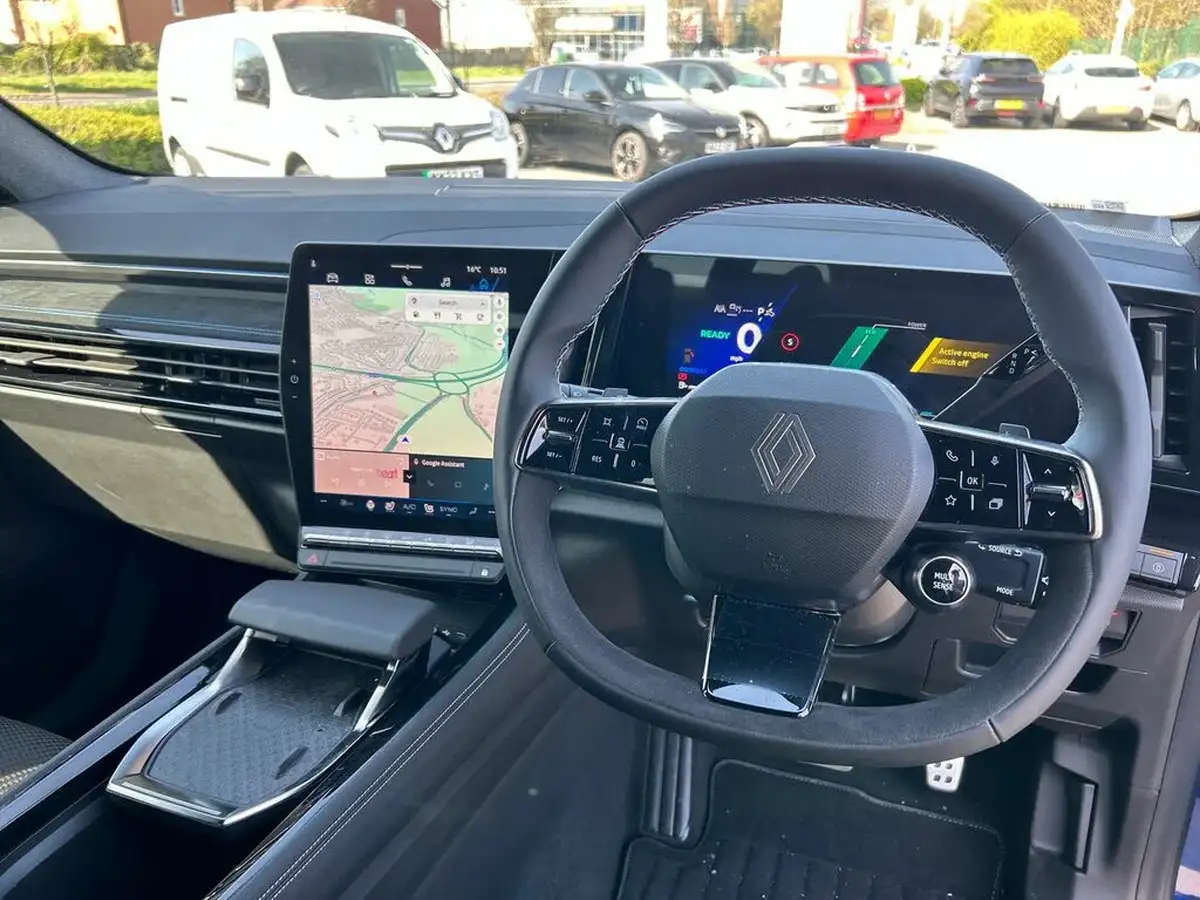 2025-renault-austral-12-techno-esprit-alpine-big-20
