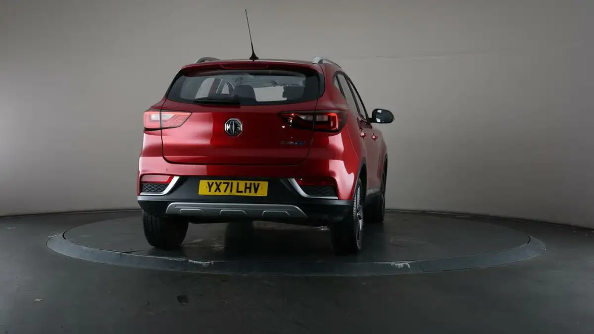 2021-mg-zs-suv-e-exclusive-ev-big-70