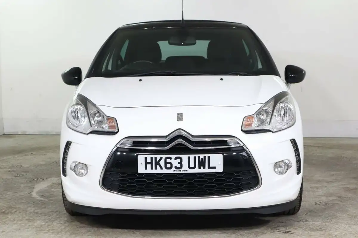 2014-citroen-ds3-cabrio-16e-hdi-dstyle-plus-big-2