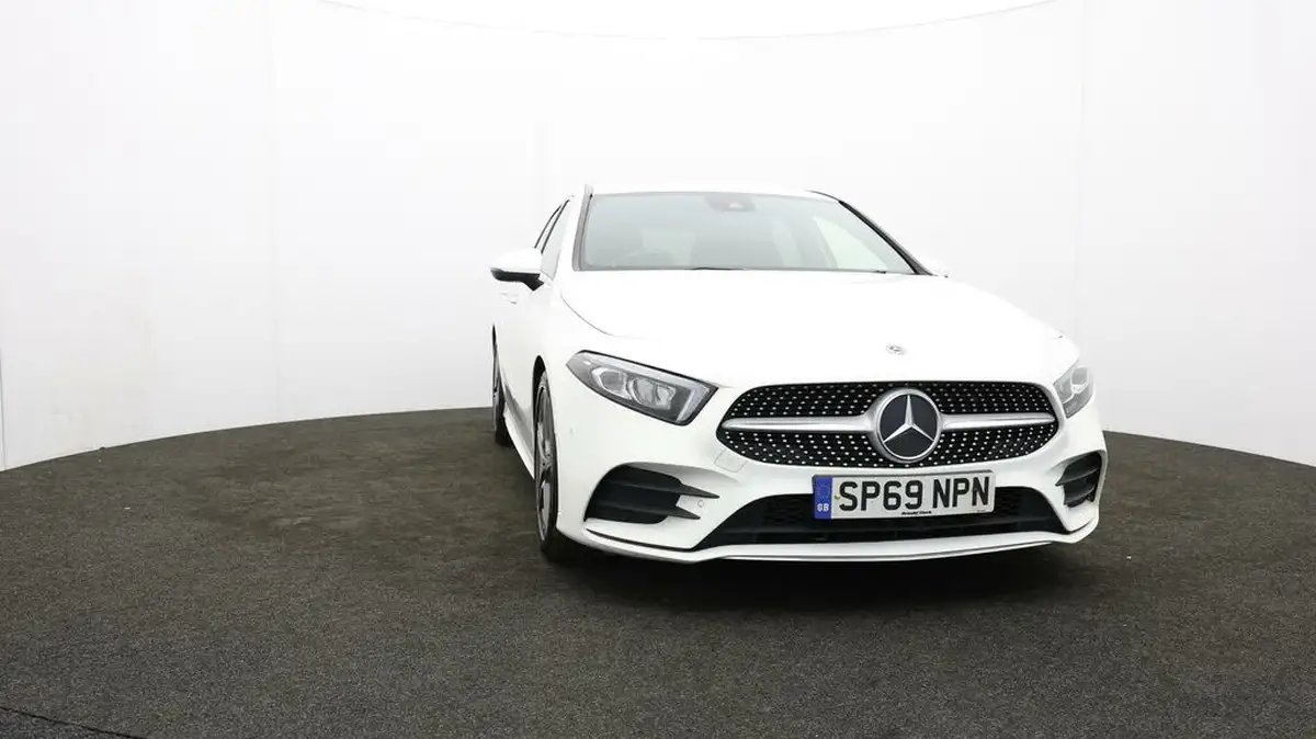 2019-mercedes-benz-a-class-20-a250-amg-line-premium-hatchback-5d-big-51