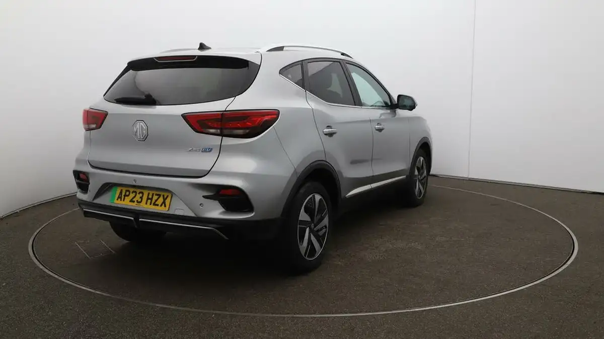 2023-mg-zs-suv-e-trophy-ev-176ps-big-56