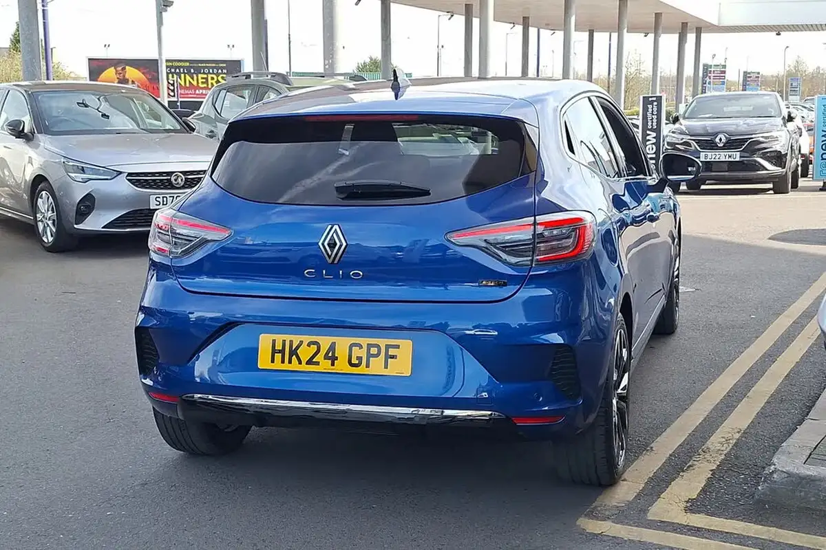 2024-renault-clio-16-techno-big-23