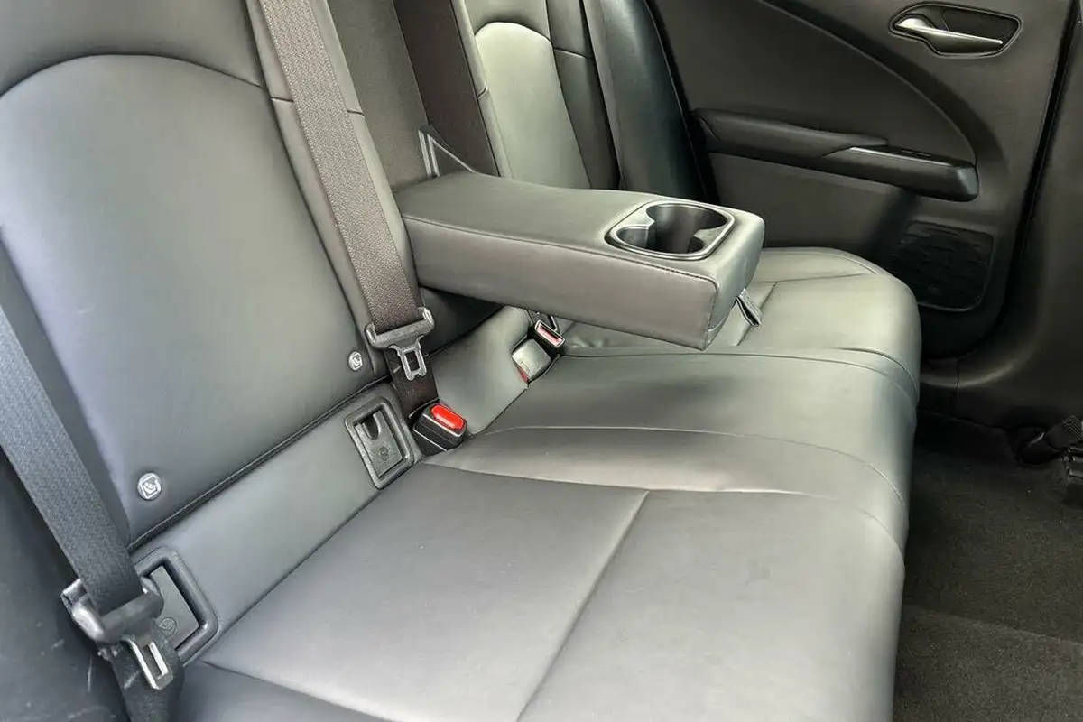 2022-lexus-ux-250h-20-ux-184bhp-without-navigation-big-61