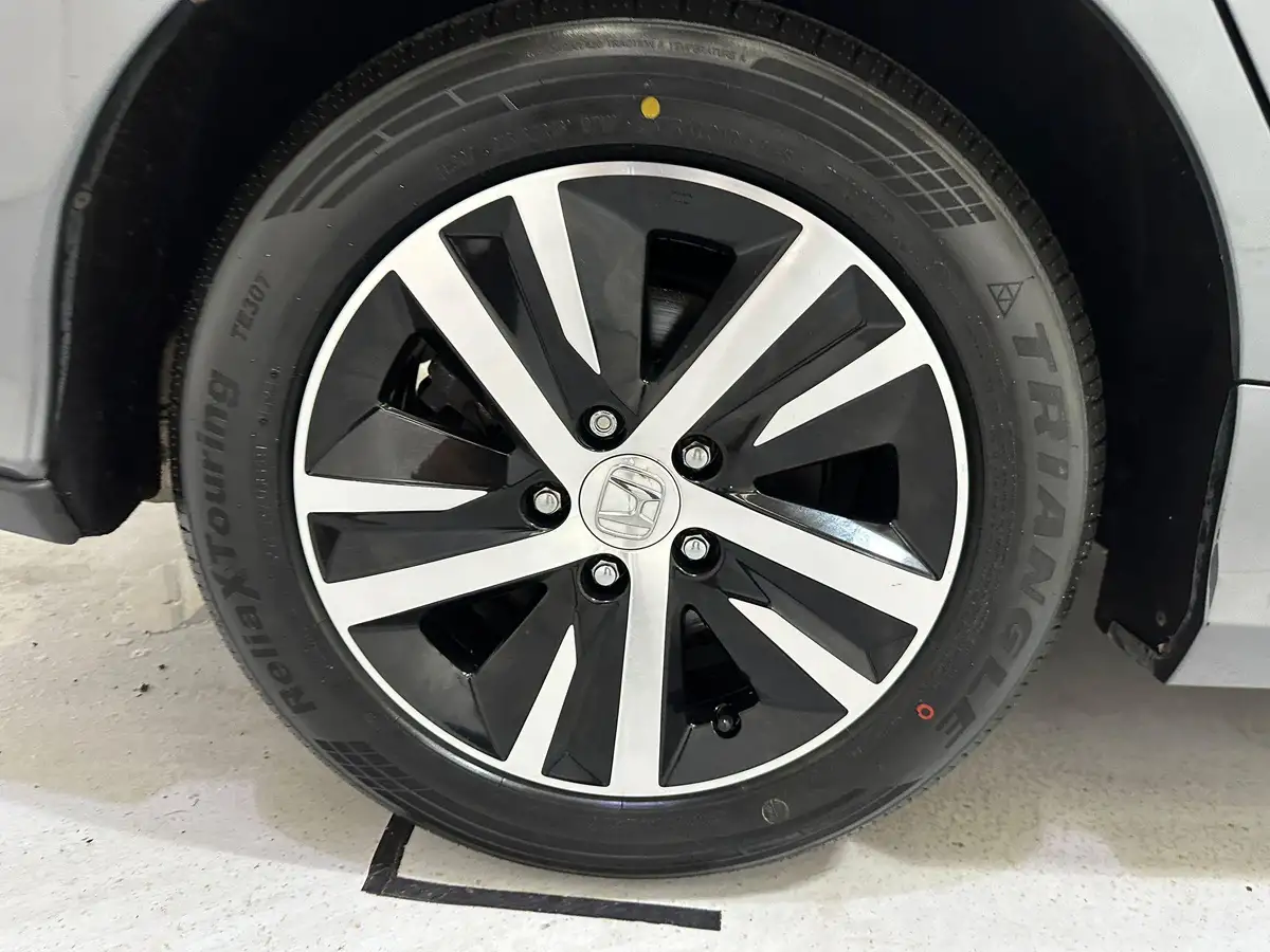 2020-honda-civic-10-vtec-turbo-se-hatchback-5d-cvt-big-27