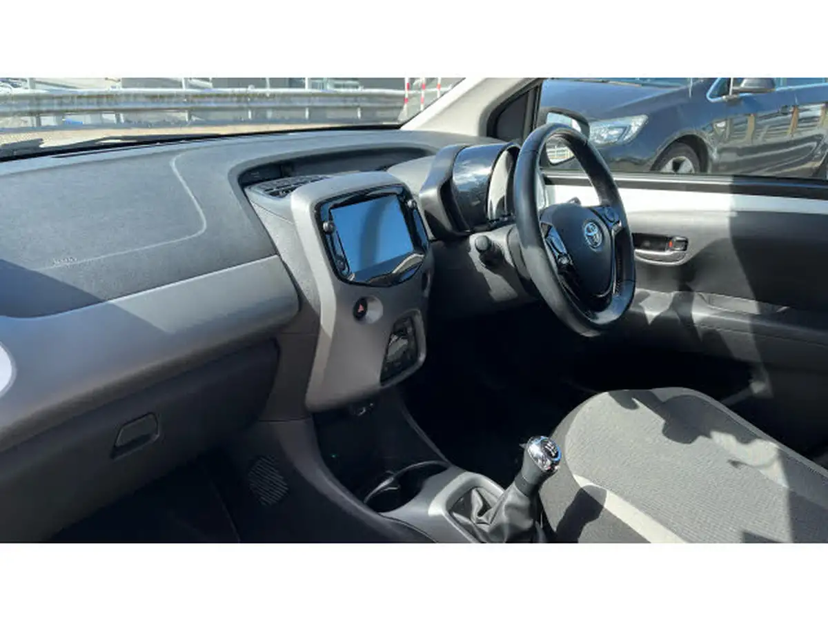 2020-toyota-aygo-10-vvt-i-x-trend-tss-big-8