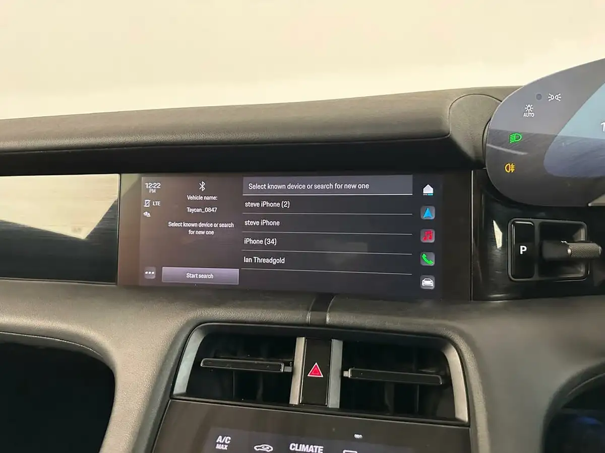 2021-porsche-taycan-e-base-476ps-performance-battery-plus-big-38