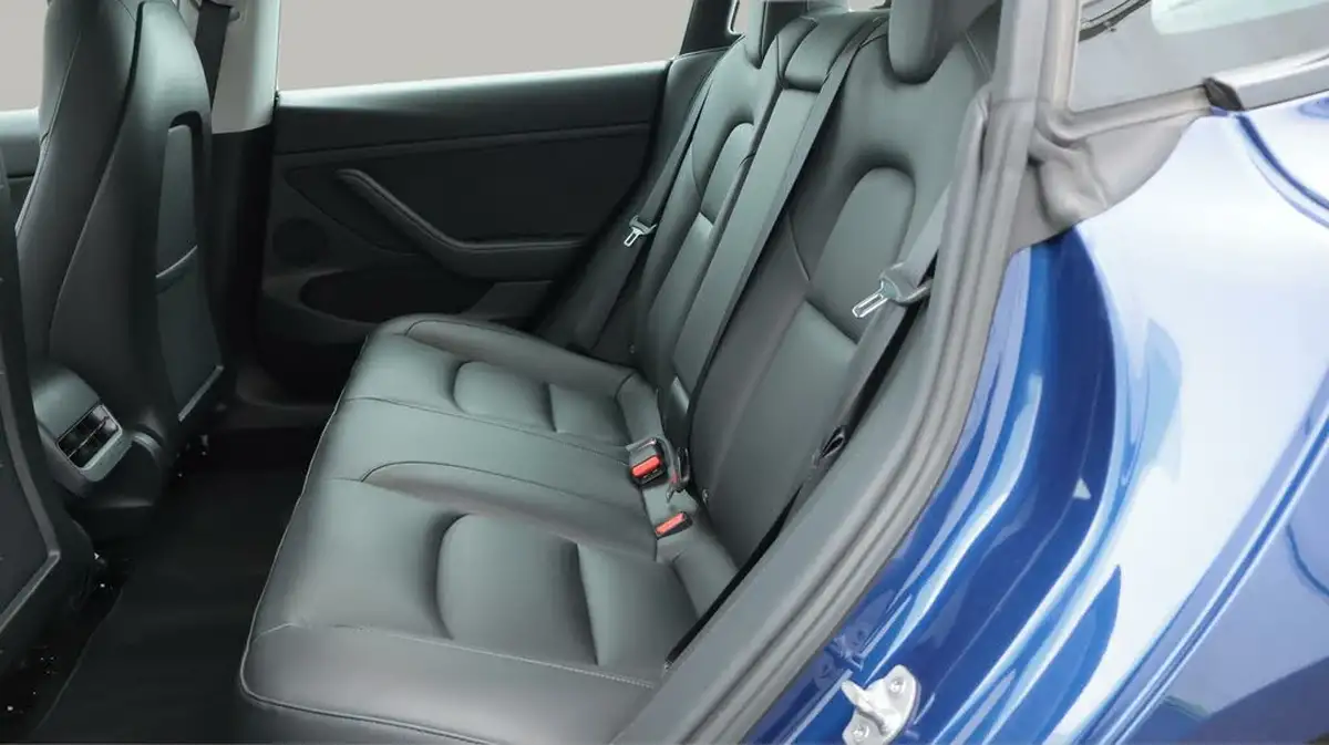 2021-tesla-model-3-e-long-range-4x4-big-16
