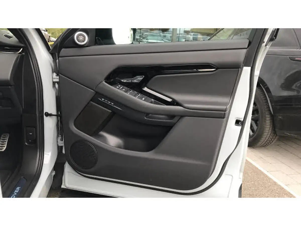 2024-land-rover-range-rover-evoque-20-d200-dynamic-hse-big-24