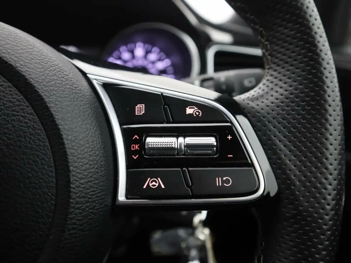 2023-kia-xceed-15-t-gdi-gt-line-158bhp-big-34