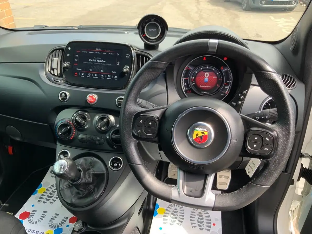 2022-abarth-595-14-tjet-f-big-8