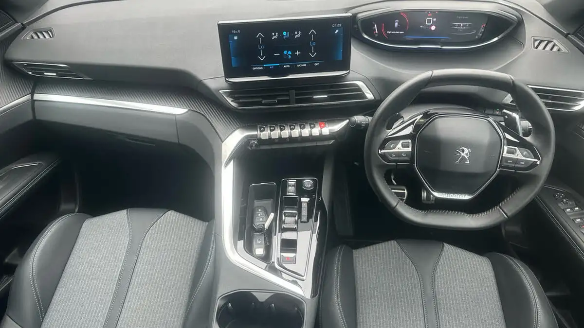 2024-peugeot-3008-suv-12-puretech-allure-130bhp-ss-eat8-big-3