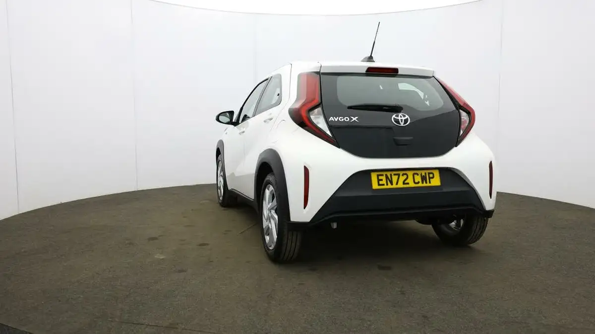 2023-toyota-aygo-x-10-vvt-i-pure-cvt-big-31