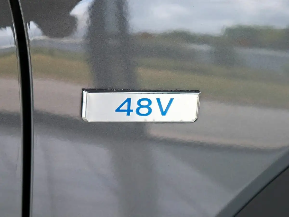 2022-hyundai-kona-10-t-gdi-se-connect-big-15