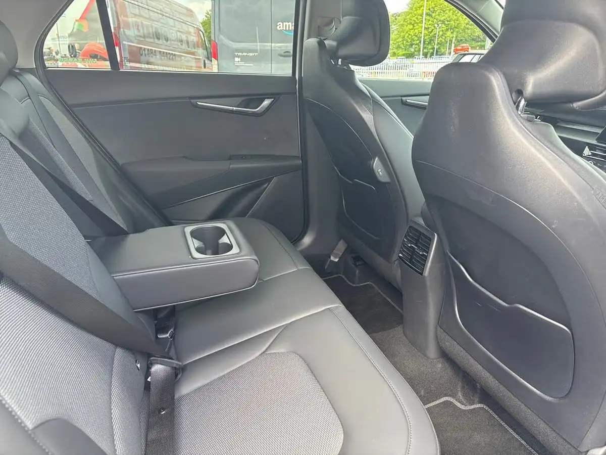 2024-kia-niro-16-gdi-127bhp-hev-132kwh-big-40