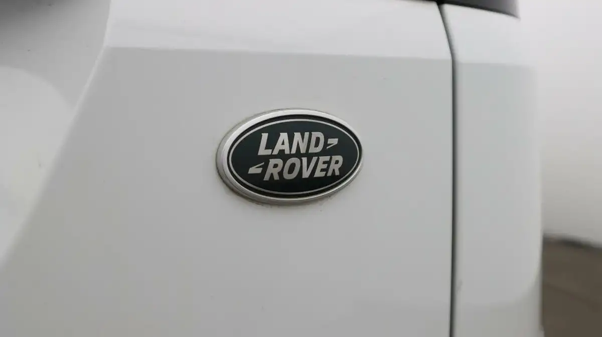 2020-land-rover-range-rover-evoque-20-p200-hse-200bhp-big-21