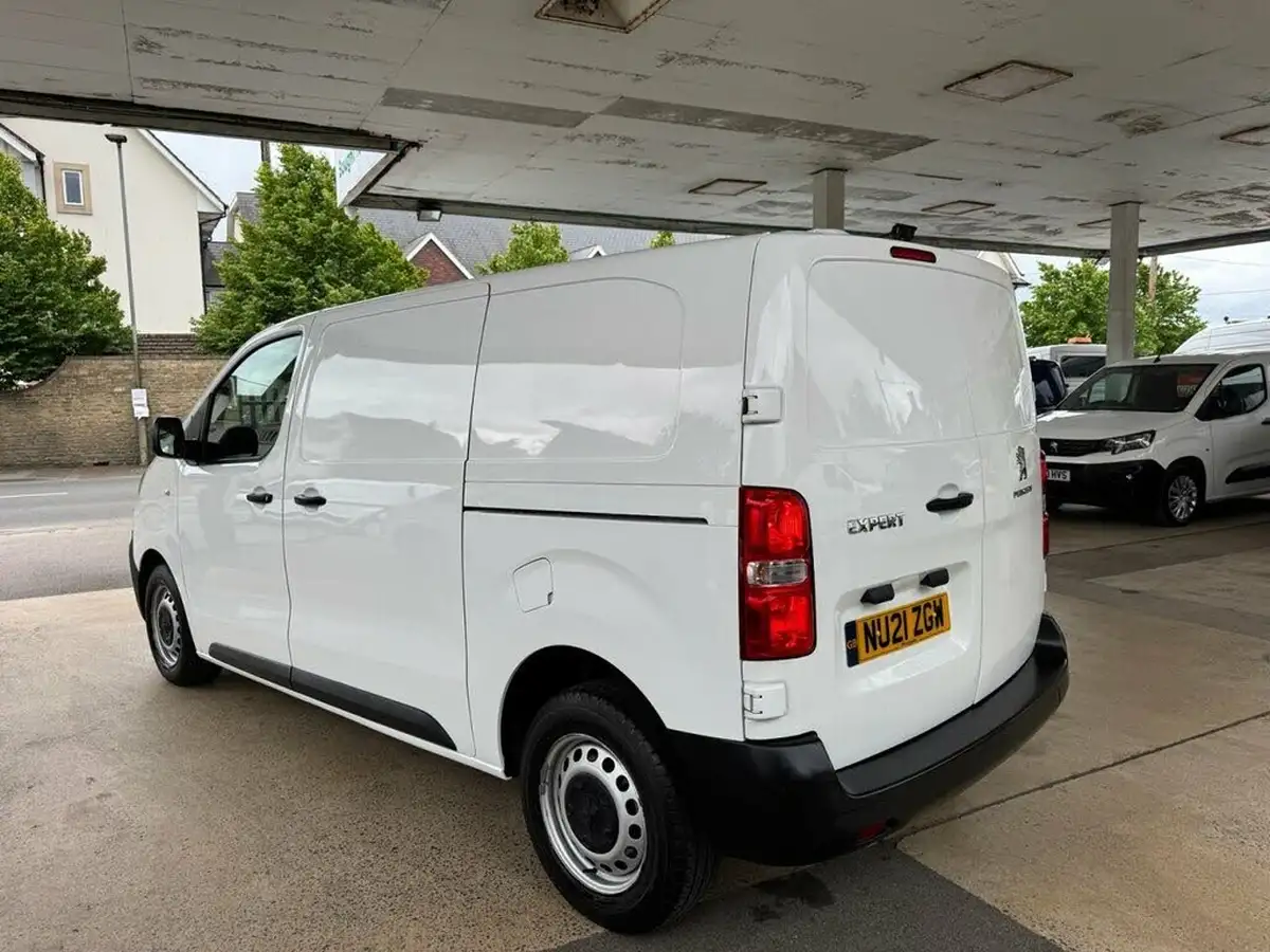 2021-peugeot-expert-20-bluehdi-professional-standard-1400-eu6d-crew-big-4