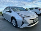 2017-toyota-prius-small-3
