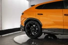 2024-lamborghini-urus-40-no-trim-small-18