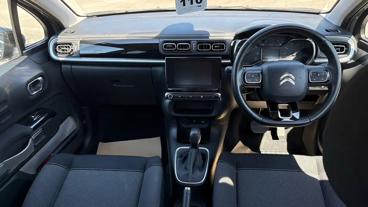 2018-citroen-c3-12-puretech-flair-110ps-ss-eat6-big-3