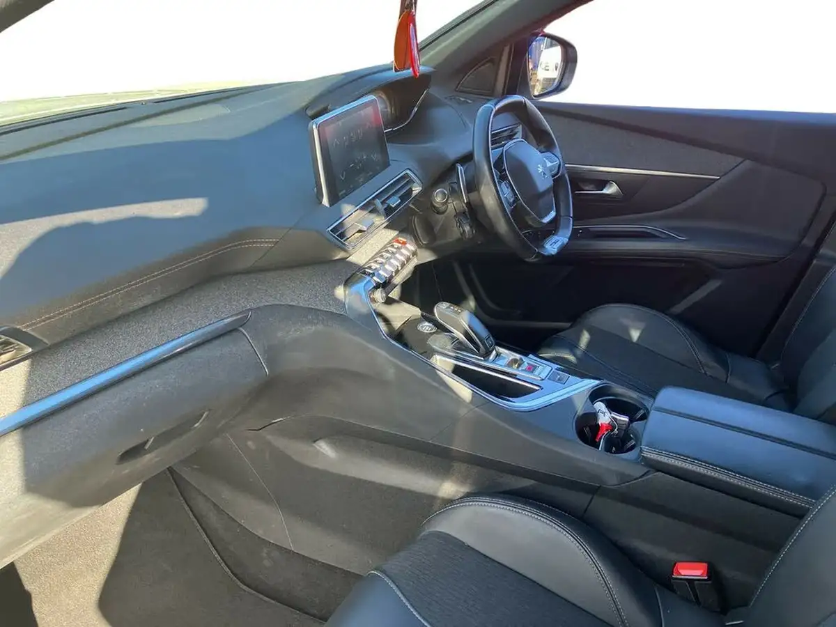 2020-peugeot-3008-suv-12-puretech-gt-line-eat8-big-6