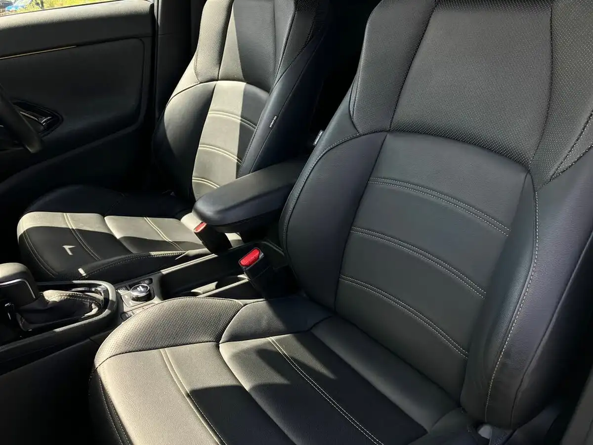 2021-toyota-yaris-cross-15-vvt-i-premiere-edition-awd-i-big-25