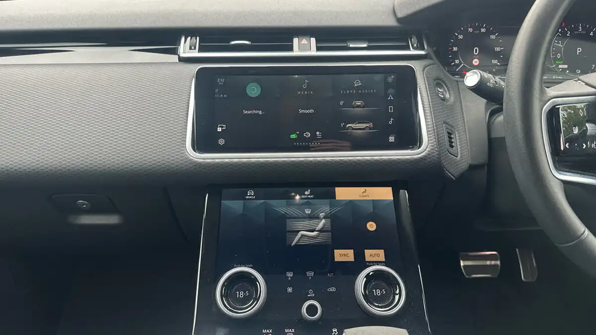2023-land-rover-range-rover-velar-20-p400e-r-dynamic-se-big-13