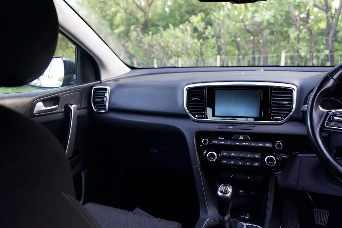 2019-kia-sportage-16crdi-2-big-60