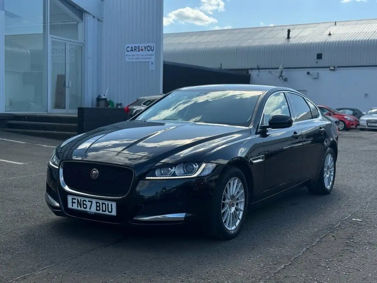 2017-jaguar-xf-20td-prestige-180ps-saloon-4d-1999cc-auto-big-1