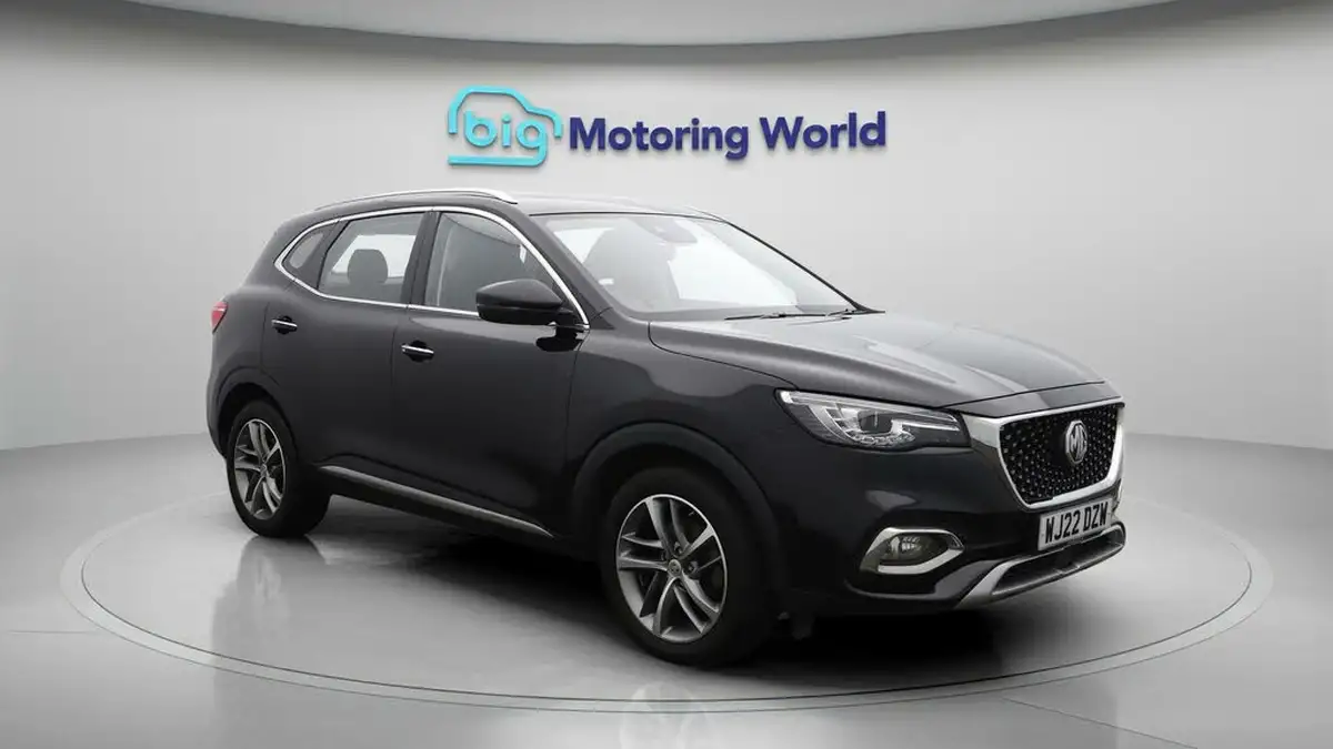 2022-mg-hs-15t-gdi-exclusive-162ps-dct-big-1