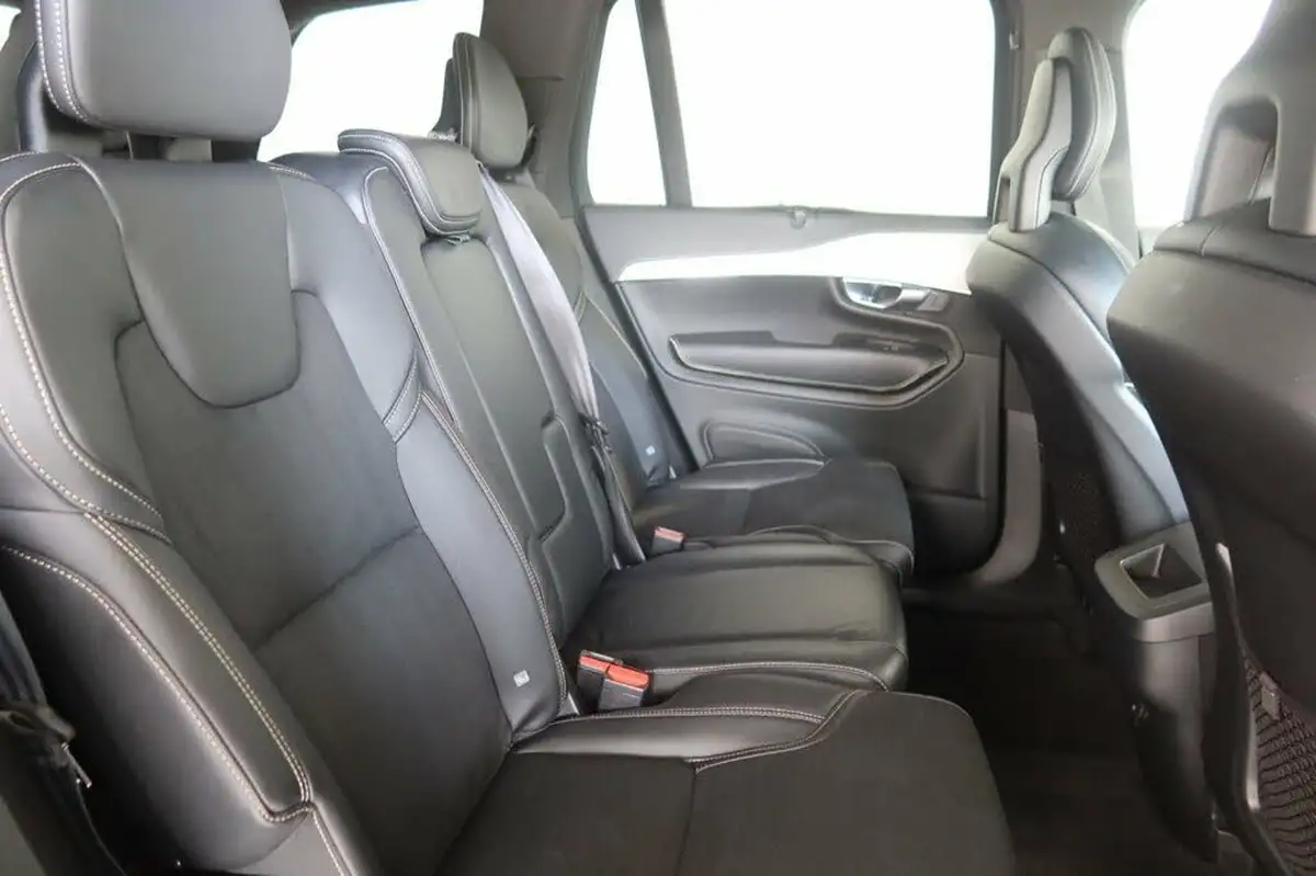 2021-volvo-xc90-20td-b5-r-design-big-17