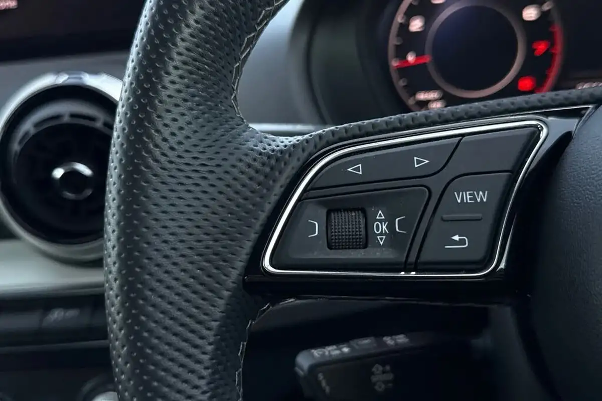 2021-audi-q2-15-35-tfsi-s-line-big-32
