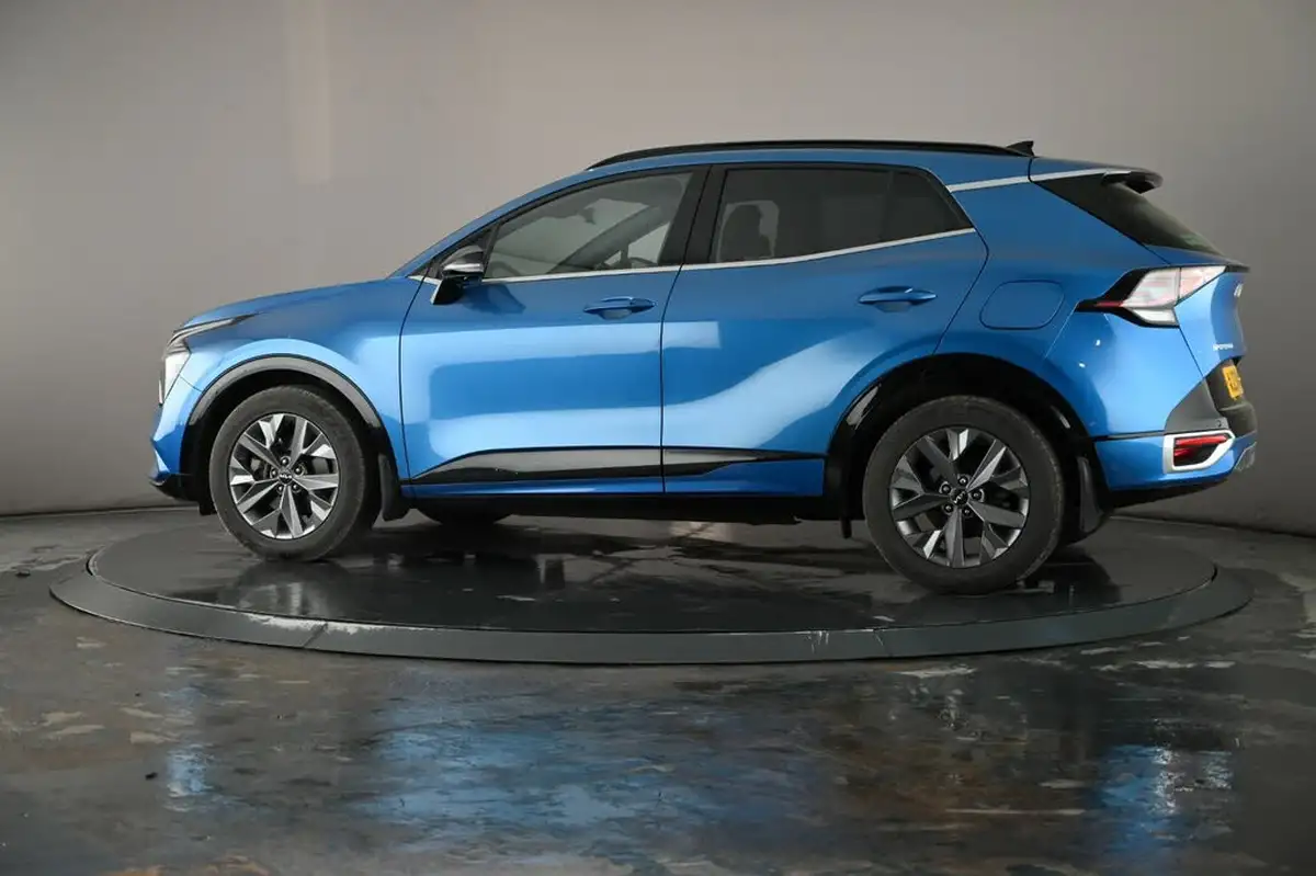 2023-kia-sportage-16-t-gdi-gt-line-s-226bhp-awd-hev-auto-big-16