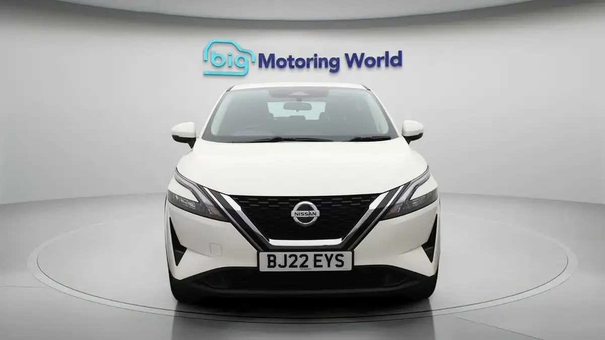 2022-nissan-qashqai-13-dig-t-acenta-premium-140ps-big-2