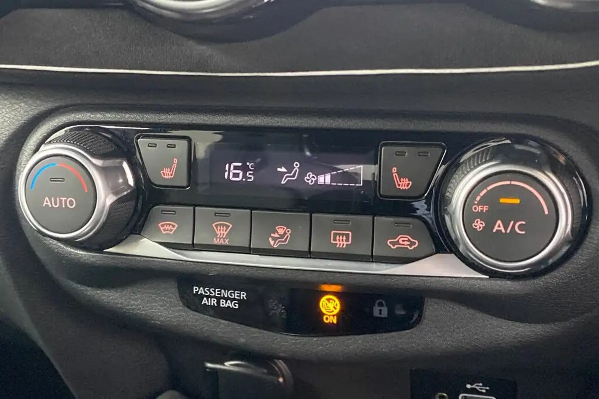 2021-nissan-juke-10-dig-t-tekna-dct-big-25