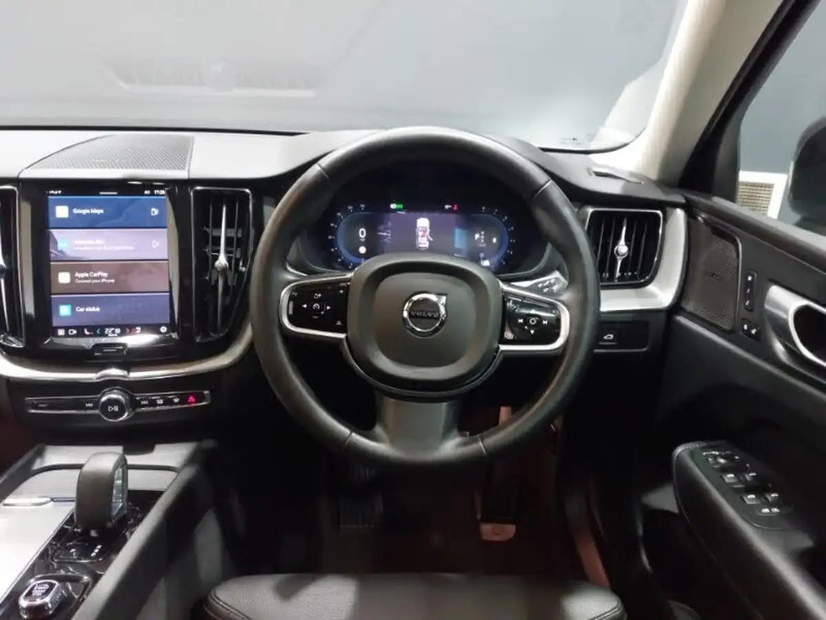 2023-volvo-xc60-20-b5-plus-big-6