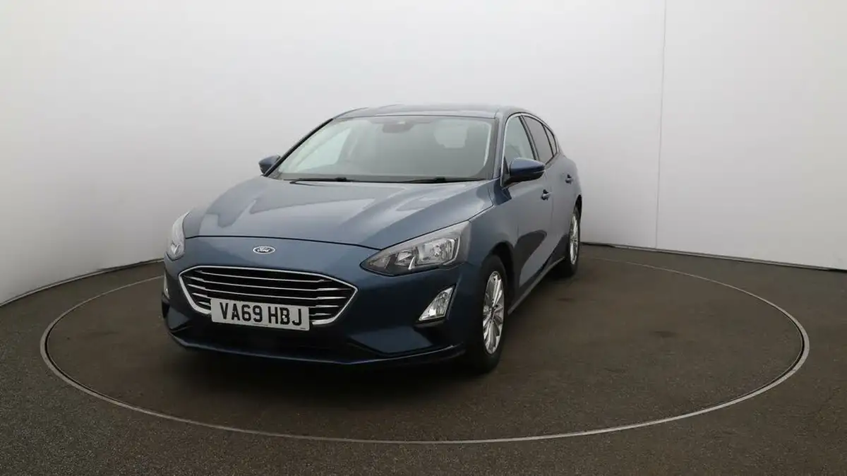 2020-ford-focus-10t-titanium-hatchback-auto-big-35