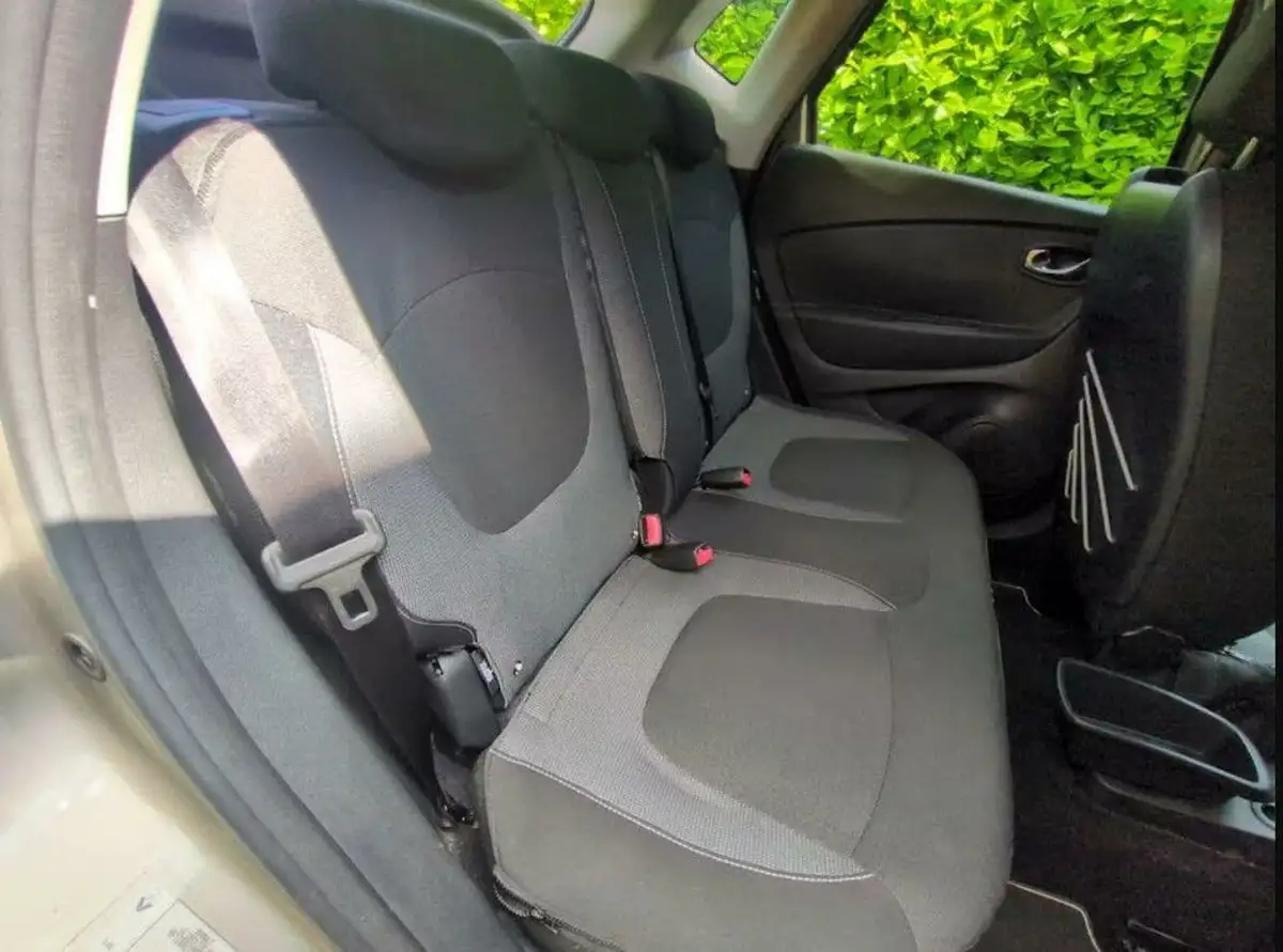 2016-renault-captur-12-dynamique-s-nav-big-6