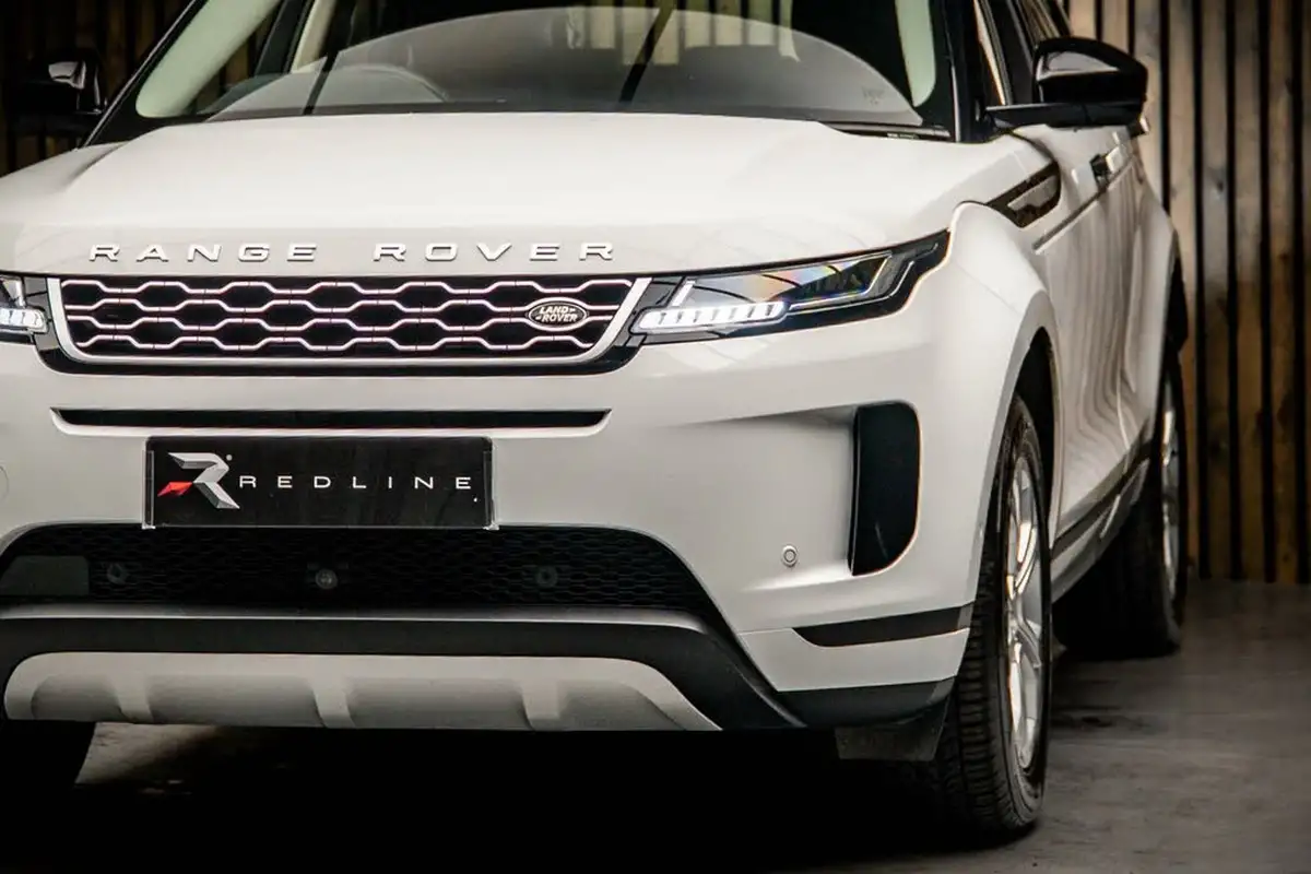 2021-land-rover-range-rover-evoque-15-p300e-s-big-12