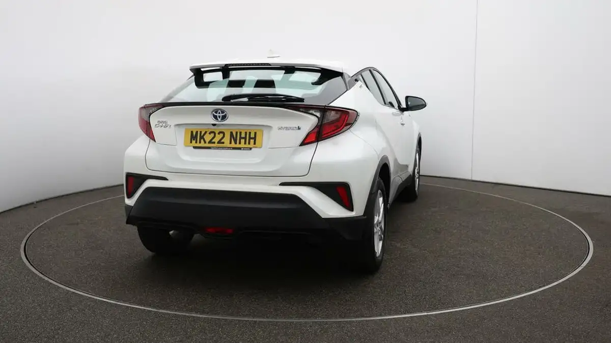 2022-toyota-c-hr-18-vvt-i-icon-big-57