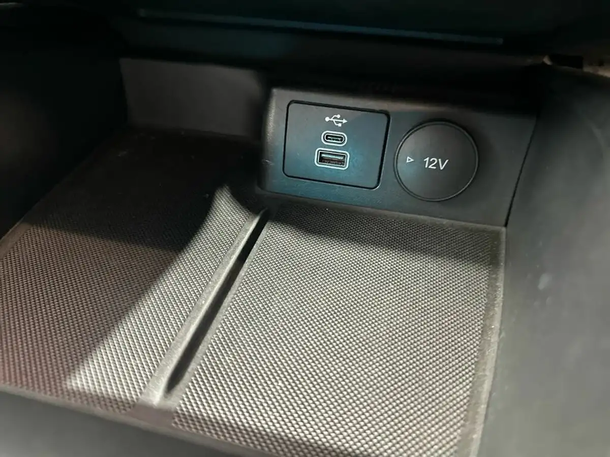 2022-ford-focus-10t-active-125ps-hatchback-big-23