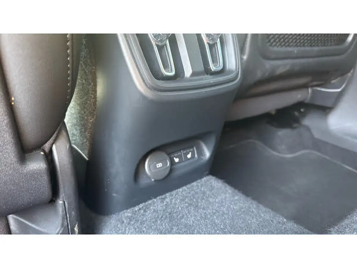 2022-volvo-xc40-e-recharge-plus-228bhp-big-30