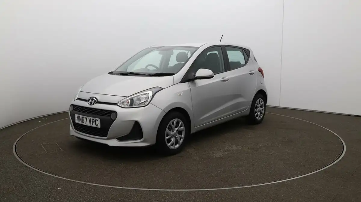 2017-hyundai-i10-12-se-big-3