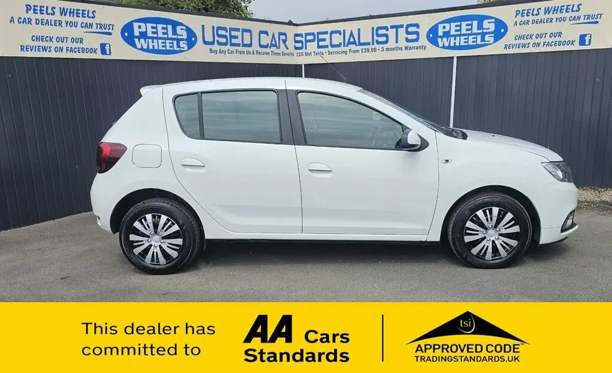 2018-dacia-sandero-15dci-laureate-big-4